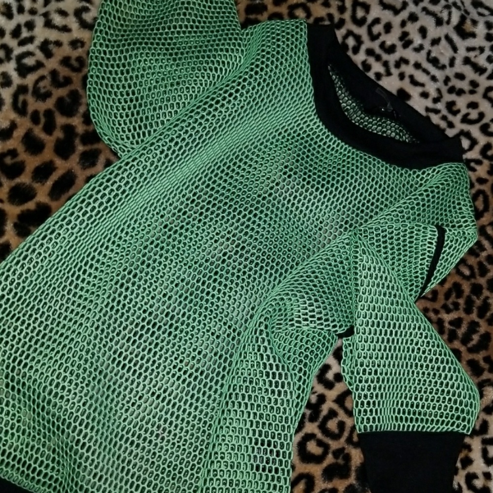 Scuba sweater
